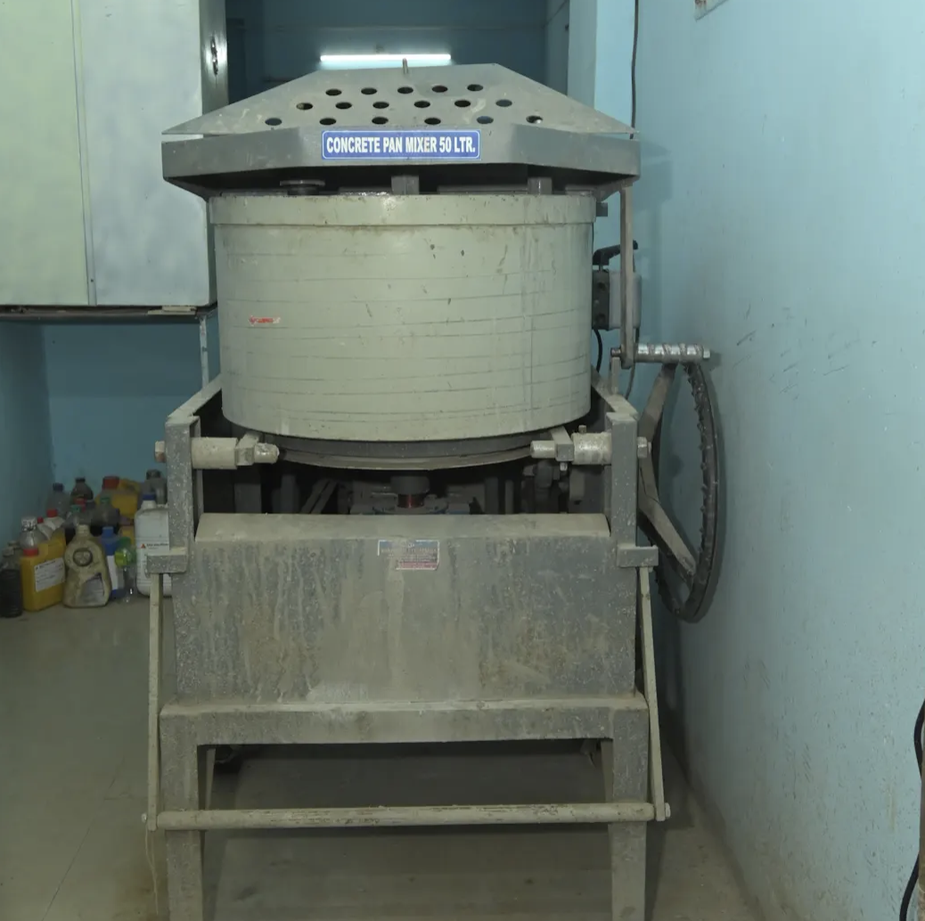 Concrete Pan Mixer (50 Litres)